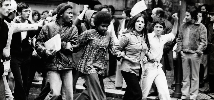 L'Union européenne au delà du status quo : le défi démocratique