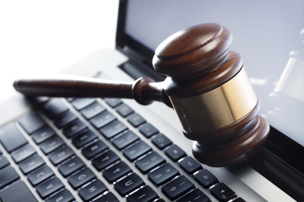law-technology-legal-tech-computer-laptop-1038×691 law-technology-legal-tech-computer-laptop-1038×691