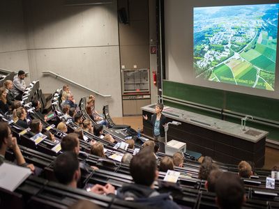 130 Neulinge Uni Ulm Startet Ins Sommersemester Donau 3 Fm