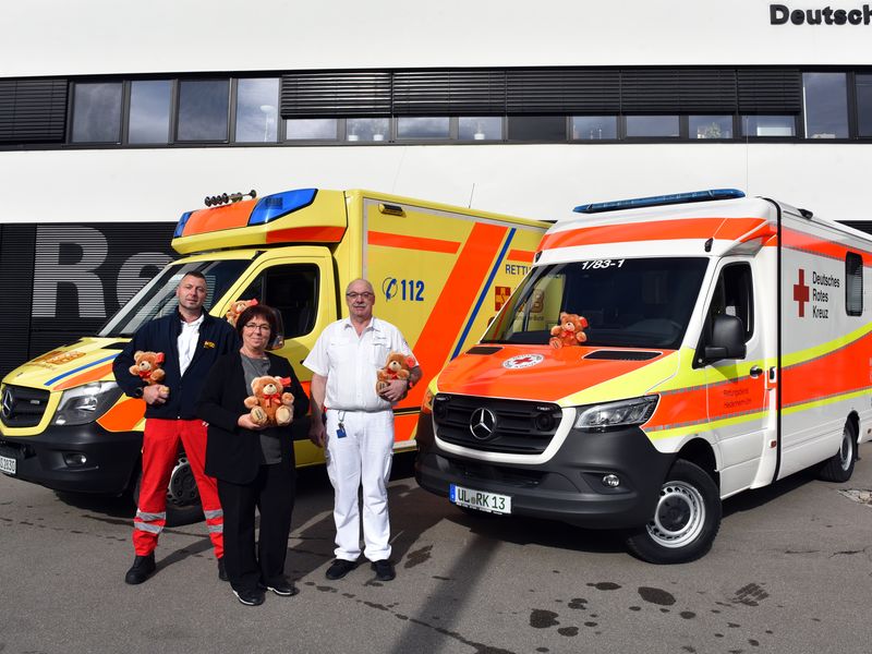 Trost Teddys Fahren In Rettungswagen Mit Donau 3 Fm