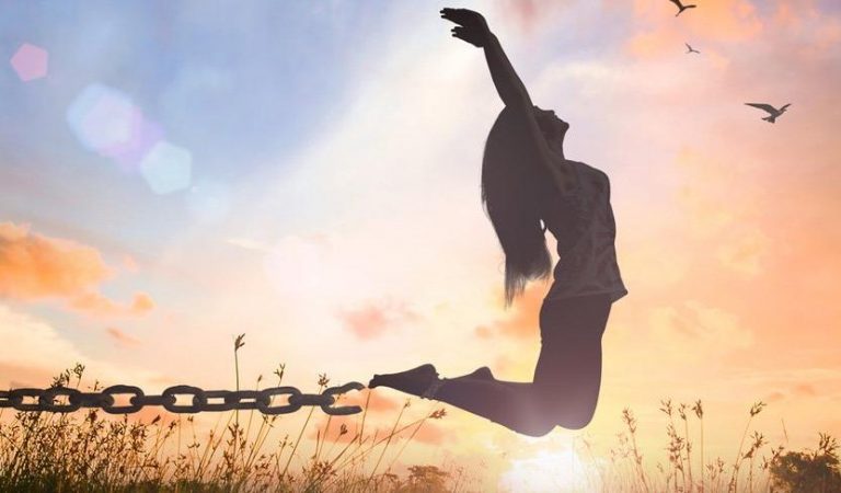 Bireysel özgürlüğün toplumsallaşması Bireysel özgürlüğün toplumsallaşması