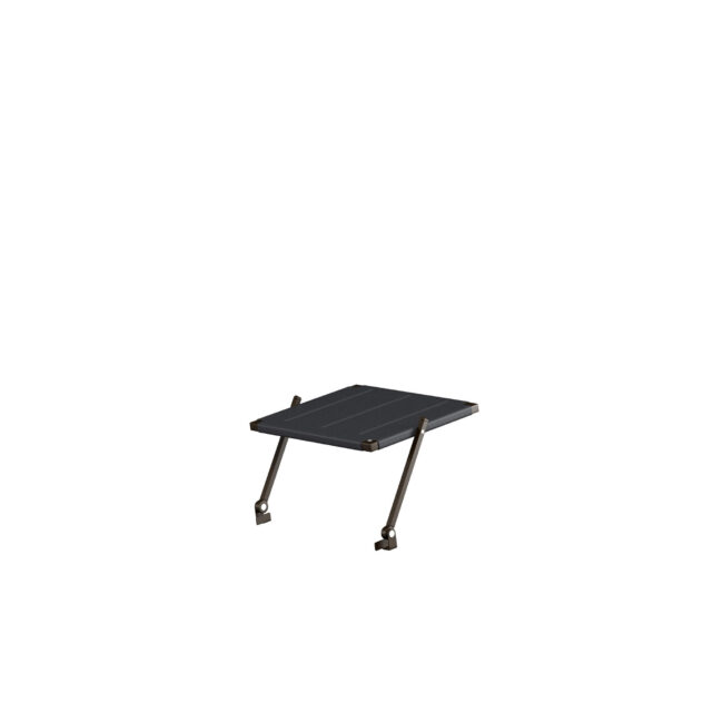 The aluminum and EMU-Tex roof is one of the available accessories for the Shine stackable sunbed. Designed by Arik Levy, it features clean and light lines and contributes to increasing the comfort of the sunbed in use. A detail that enhances the aesthetic and sensory experience of the sunbed.