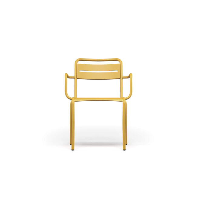 The Star armchair is a versatile seating solution that adapts to various outdoor contexts, both private and contract, ranging from large areas to more contained spaces. Star is a very colorful and informal armchair, ideal for creating cheerful and relaxed atmospheres. The seat is spacious and comfortable, perfect for outdoor moments. The essential and linear design easily integrates into any environment, enhancing the space. For extra comfort, a cushion is available that makes the armchair even cozier.