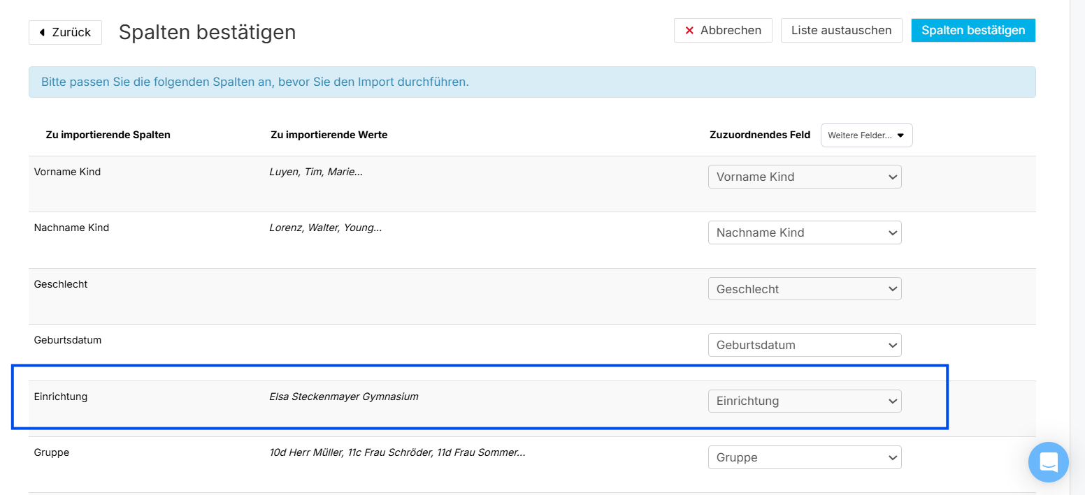 Die Spaltenzuordnungsseite für den Import einer Namensliste zeigt Quellspalten und Zielspalten, die über Dropdown-Menüs zugeordnet werden können.