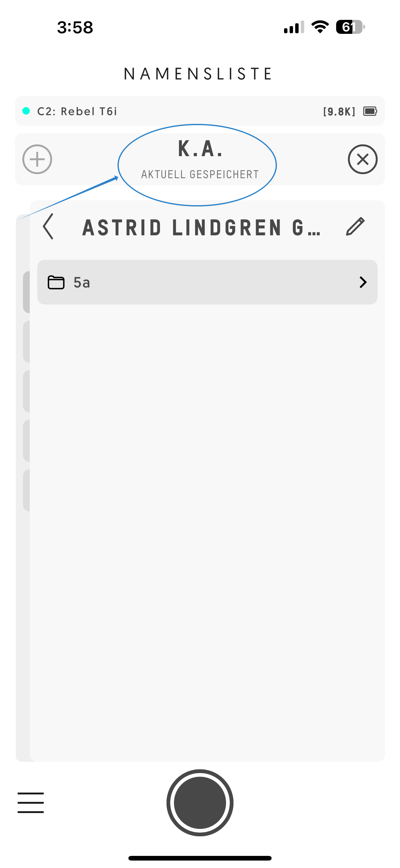 Entagged App mit K. A.-Anzeige und Plus-Schaltfläche zum Hinzufügen von Namen
