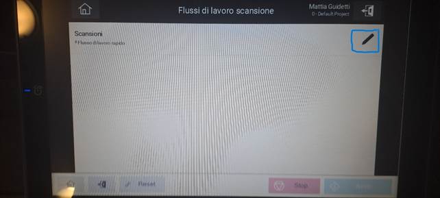 Immagine che contiene testo, multimediale, Visualizzatore, monitor
Il contenuto generato dall'IA potrebbe non essere corretto.