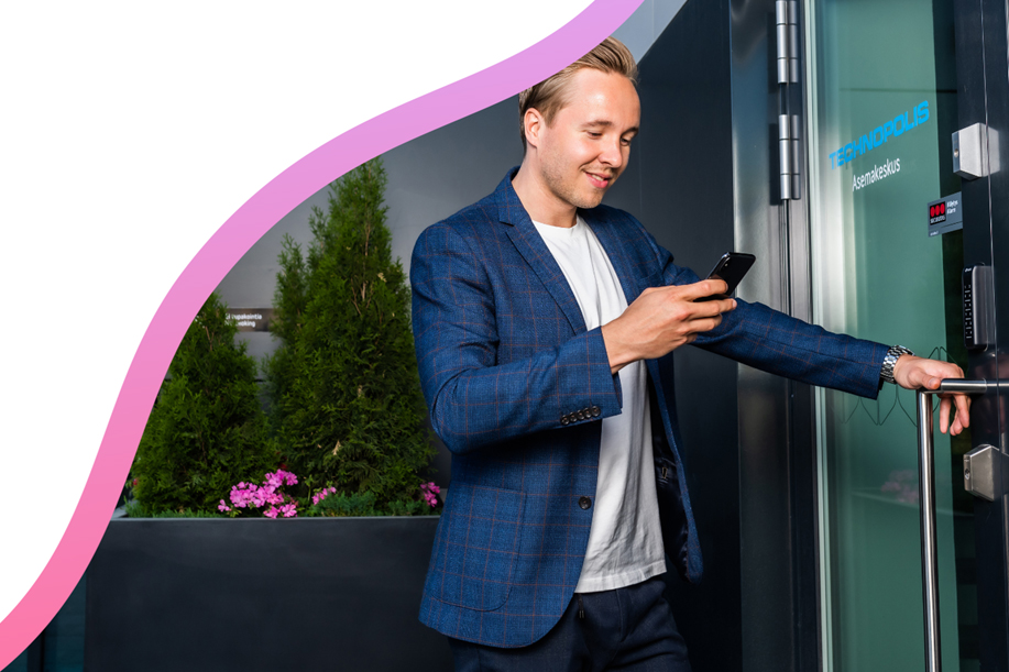 A guest opens a door using Abloy's PIN code keypad