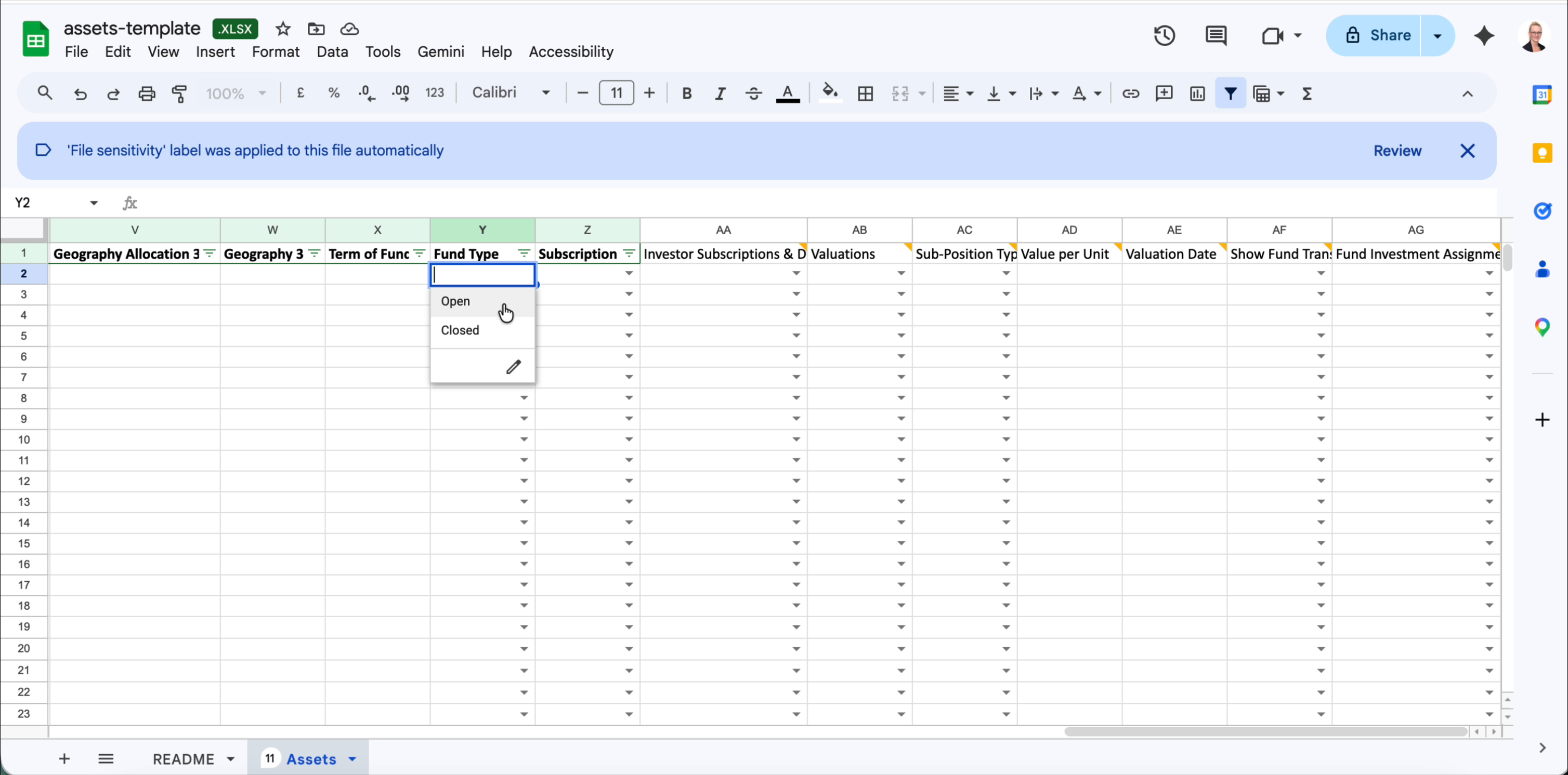 Fund Type column with dropdown showing Open and Closed