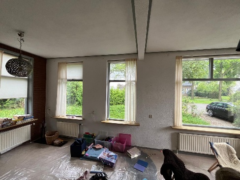 Afbeelding met overdekt, raam, muur, vloer

Door AI gegenereerde inhoud is mogelijk onjuist.