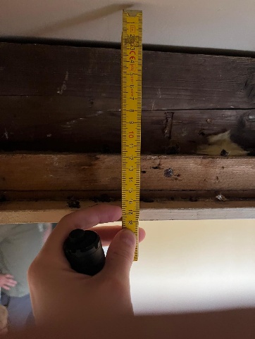 Afbeelding met maatstok, overdekt, tekst, muur
Door AI gegenereerde inhoud is mogelijk onjuist.