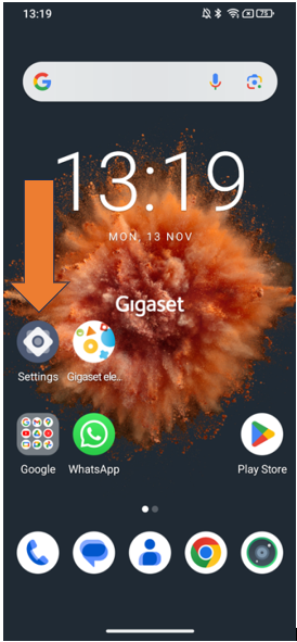 Screenshot of home screen, “Settings” selected