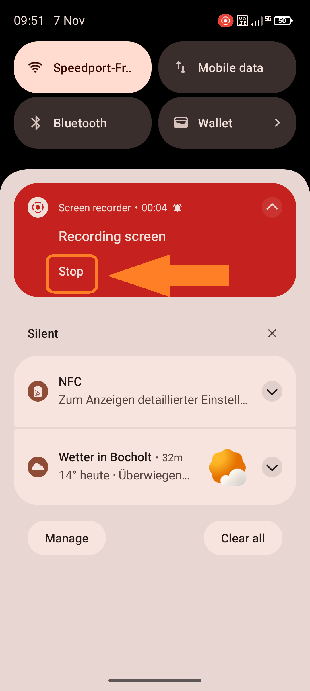 Screenshot of quick settings with recording in progress “stop” selected