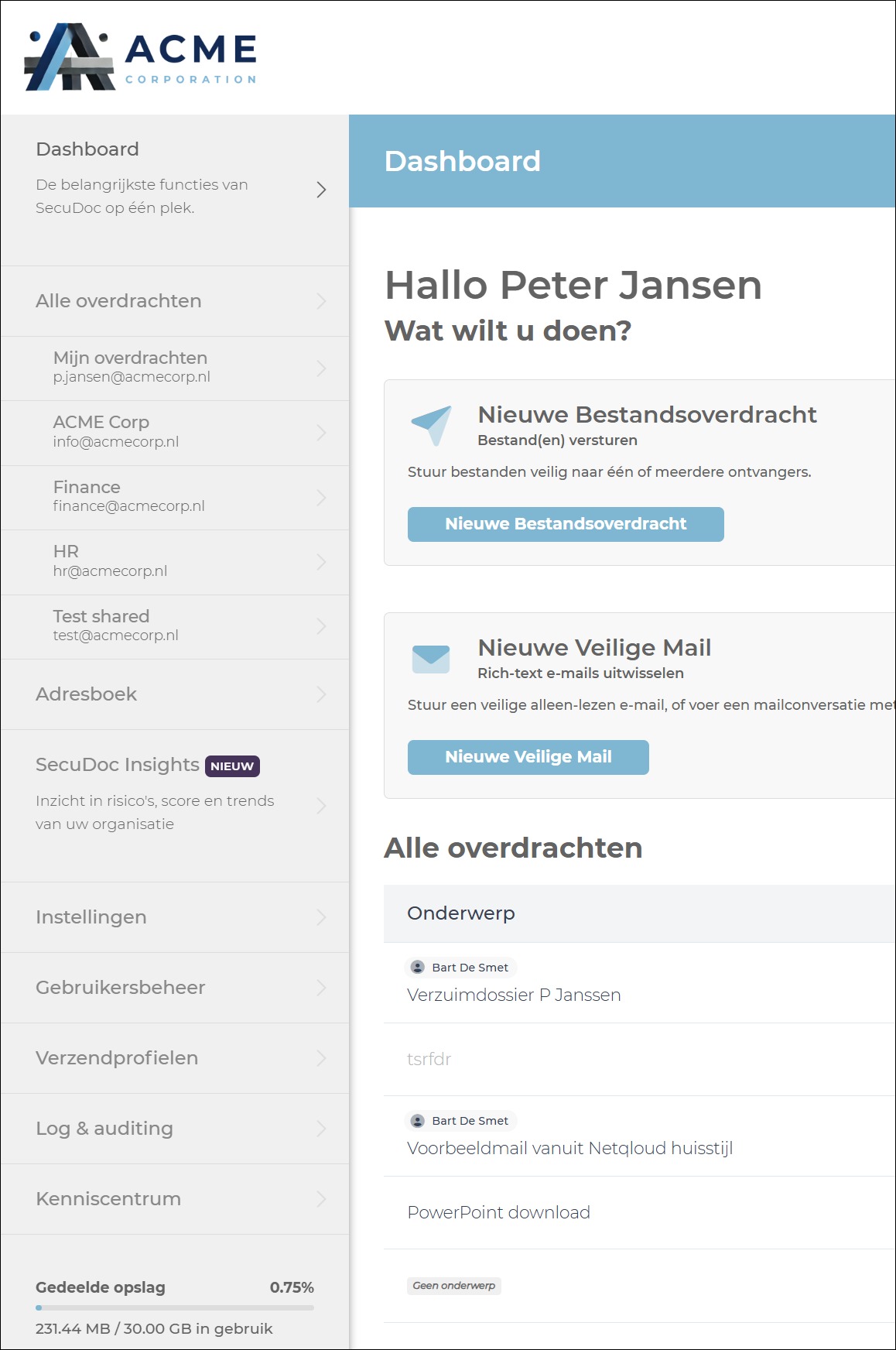 Zijmenu van de SecuDoc WebApp met navigatie naar verzendingen, adresboek en instellingen