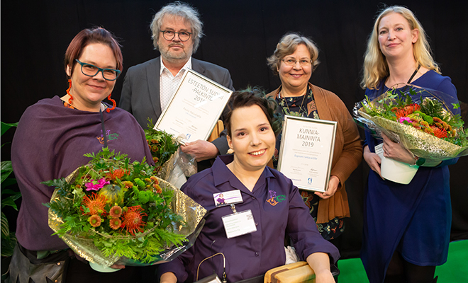 Kuvassa Esteetön Suomi 2019 palkitut