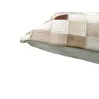 Kissenbezug aus bedrucktem Leder in Weiß und Braun