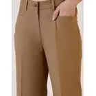 Brun byxa med normal passform