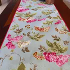 CORAL SLUB Tischläufer aus Baumwolle mit Rosen-Blumendruck – 33 x 180 cm