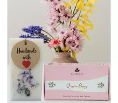 Queen Berry Strawberry Scented Wax Sachet Fragrance Bar | Air Freshener for Enclosed Spaces | Wax Sachet for Drawer and Closet| Wardrobe freshener