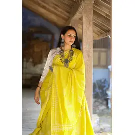 Harita Khadi Sari amarillo limón