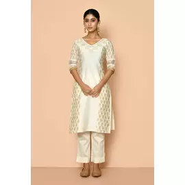 Handgewebtes Maheshwari-Kurta-Set aus Seide mit Ayoola-Perlen
