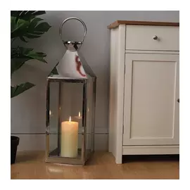 Vela plateada de acero inoxidable brillante hecha a mano