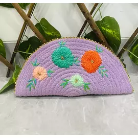 Lila färg U-formad vävd stängning sommarpåsewicker halm handbroderad handvävd clutch