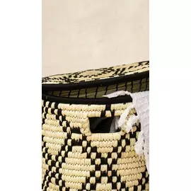 Cesta de lavandería con tapa tejida a mano Mira