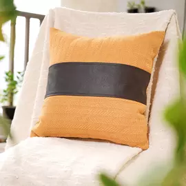 Urban Edge Kissenbezüge aus Baumwolle, Löwenzahngelb, 40,6 x 40,6 cm, 2 Stück