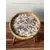 Mesa de madera con estampado floral multicolor
