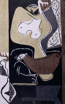 Femme à la main levée