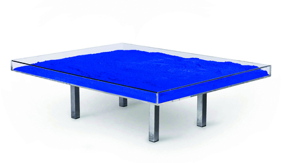Table bleue