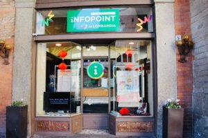 Infopoint di piazza del Comune