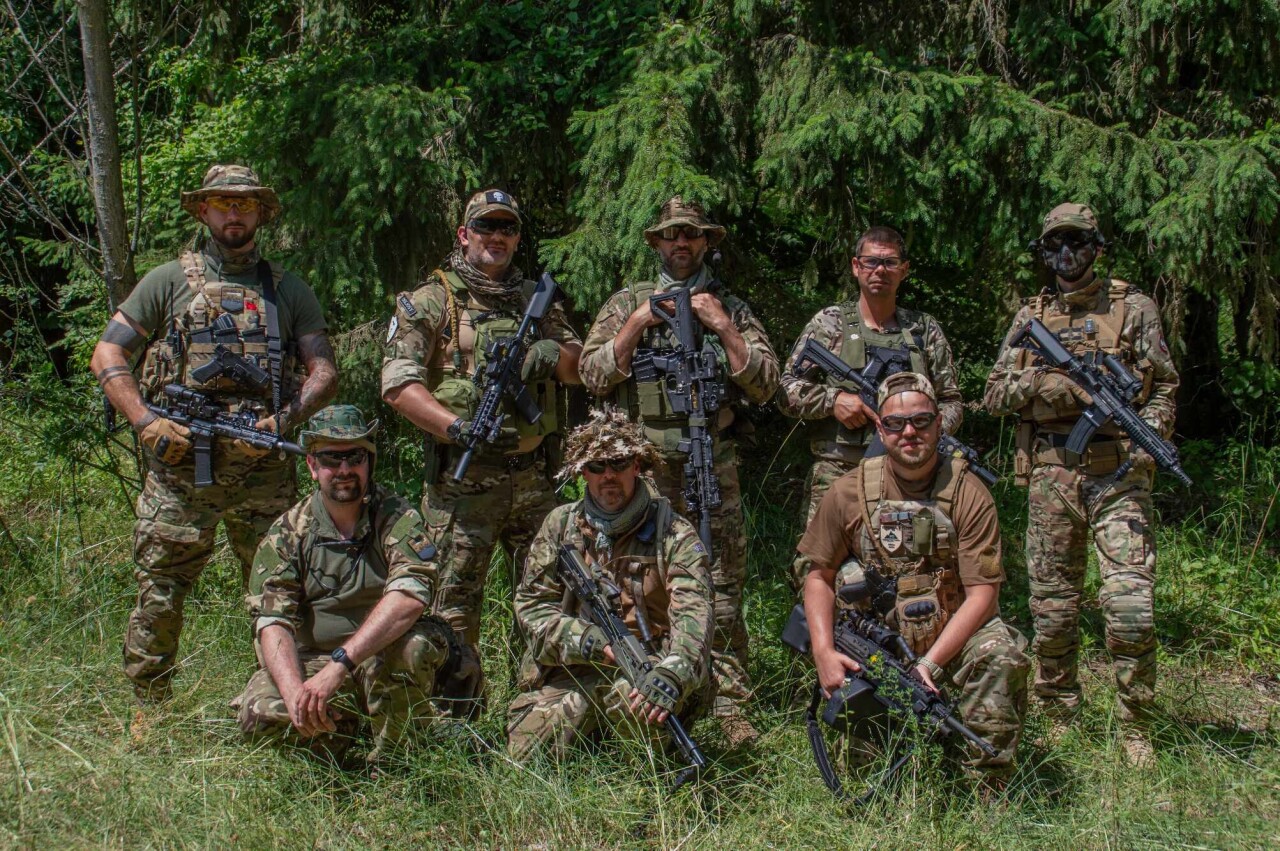 received_1097210835608593