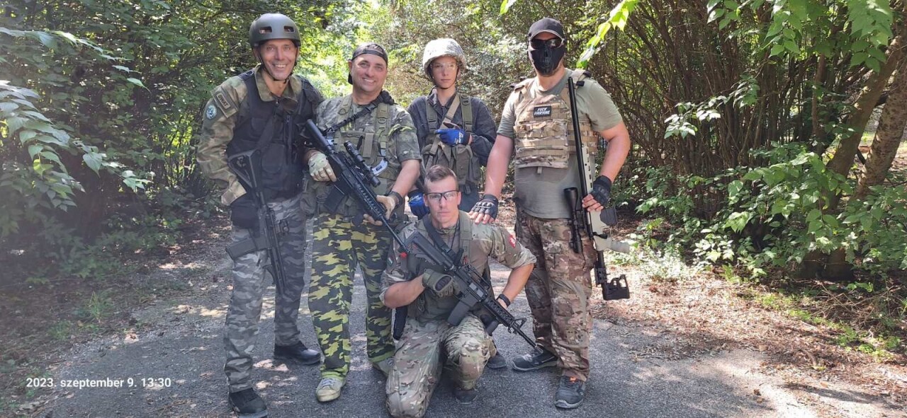 IMG-2dea53c6a1f9ba4087efb70e5ff86ad8-V