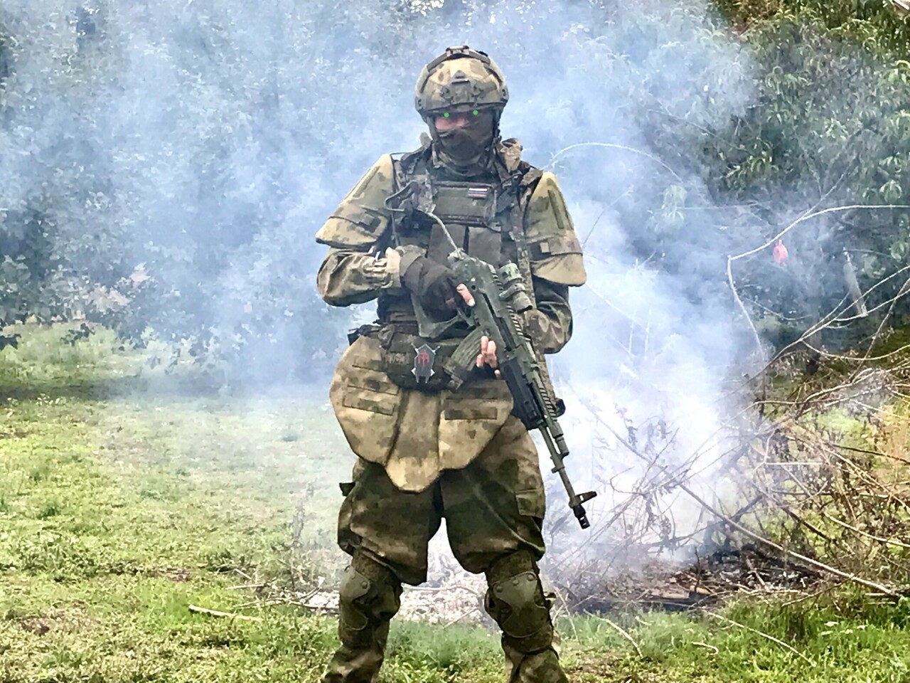 4207256E-36D3-4570-A3E1-8C70E3D80223