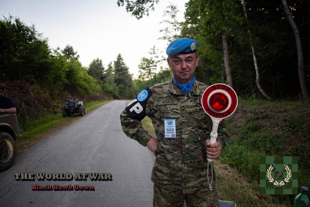 F35D1DEE-7B79-4791-BEBB-06239AE62049