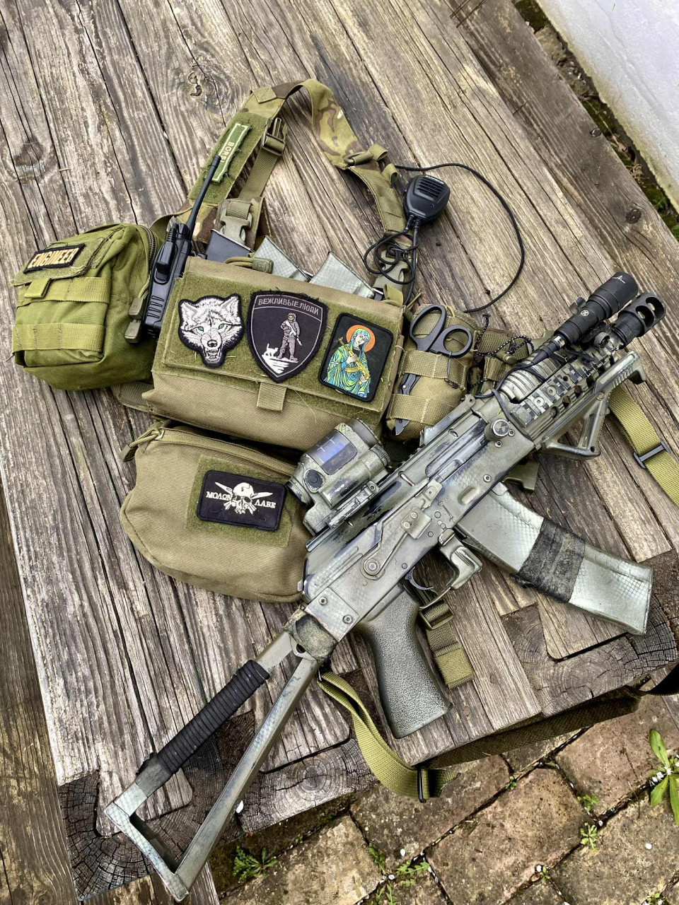 6f883097-ea66-40dd-8d12-6d4cd455901c