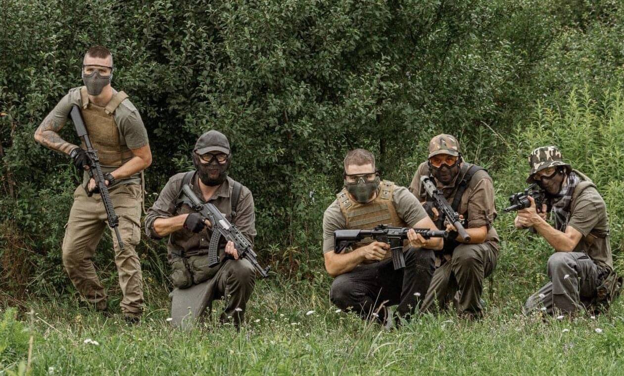 EA2EB018-2C08-4D02-889A-DC94FEB8C65B