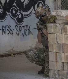 A0AA3EF2-278C-436E-B4D2-894AAEFA5552