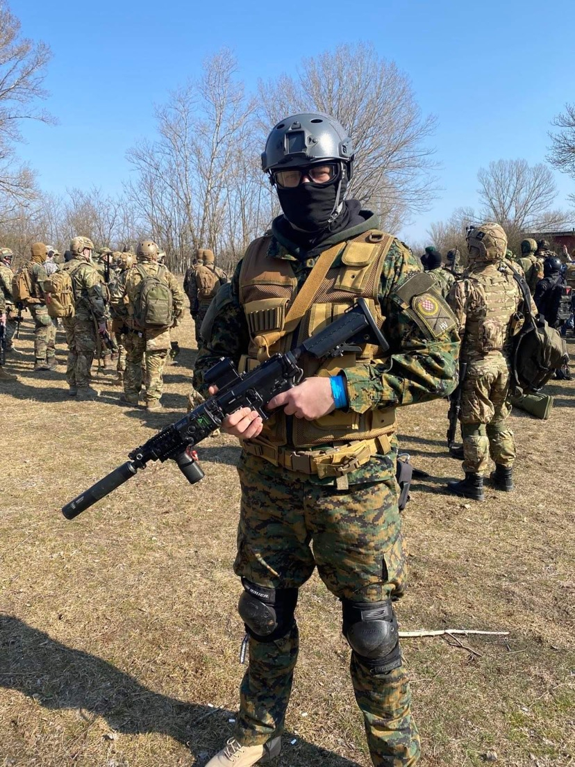 6DF124BC-4866-4085-840D-C933CDFB191A