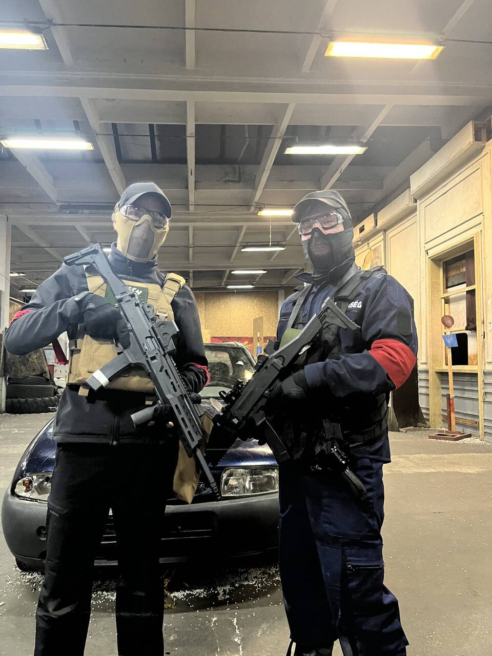 18075619-1ADB-4E67-8AEB-14610EF76BE6