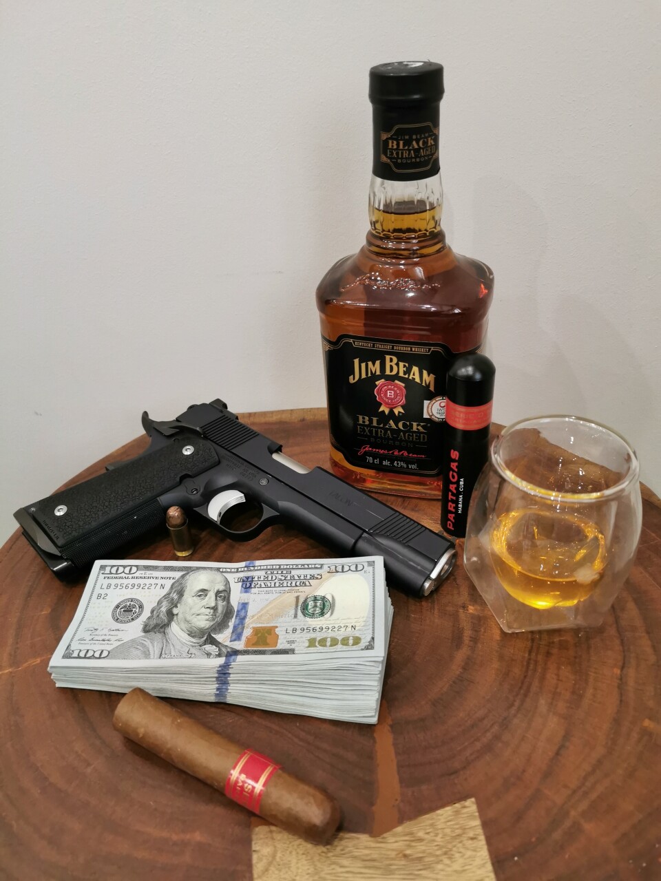 E8C0BFE2-55B7-4615-996B-247F270A1C05