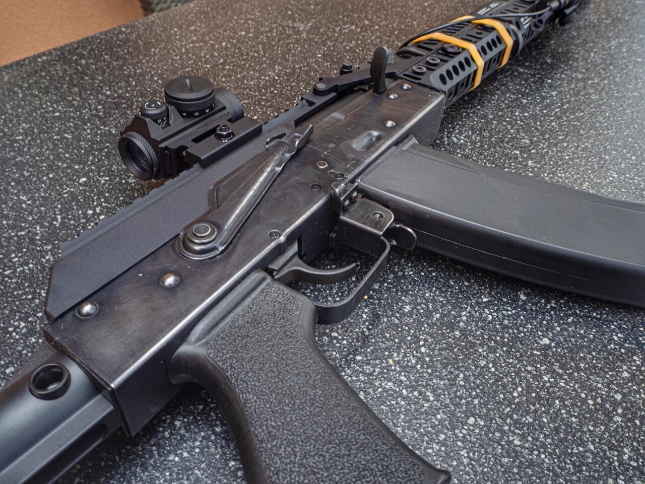 338BED78-AA1B-48EC-92BA-741C024875F4