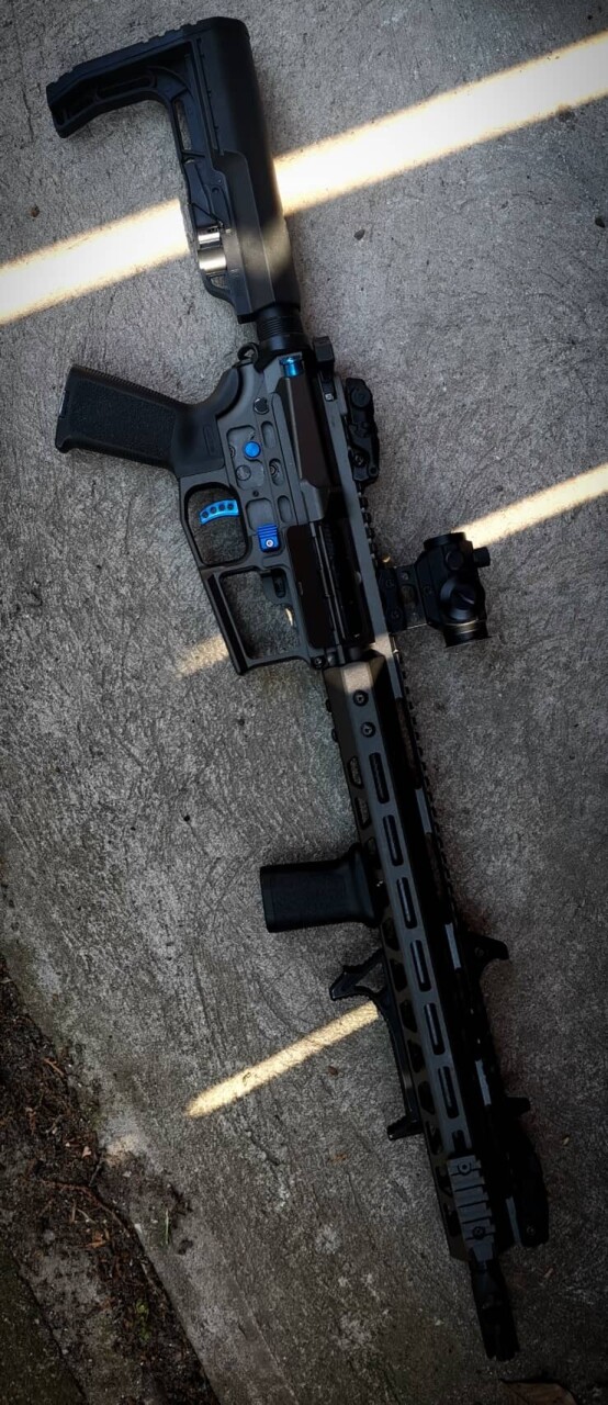 received_437249497796443