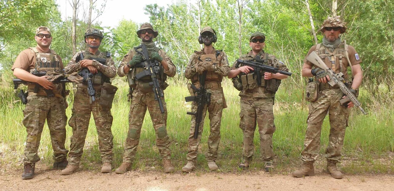 received_1529160708036874