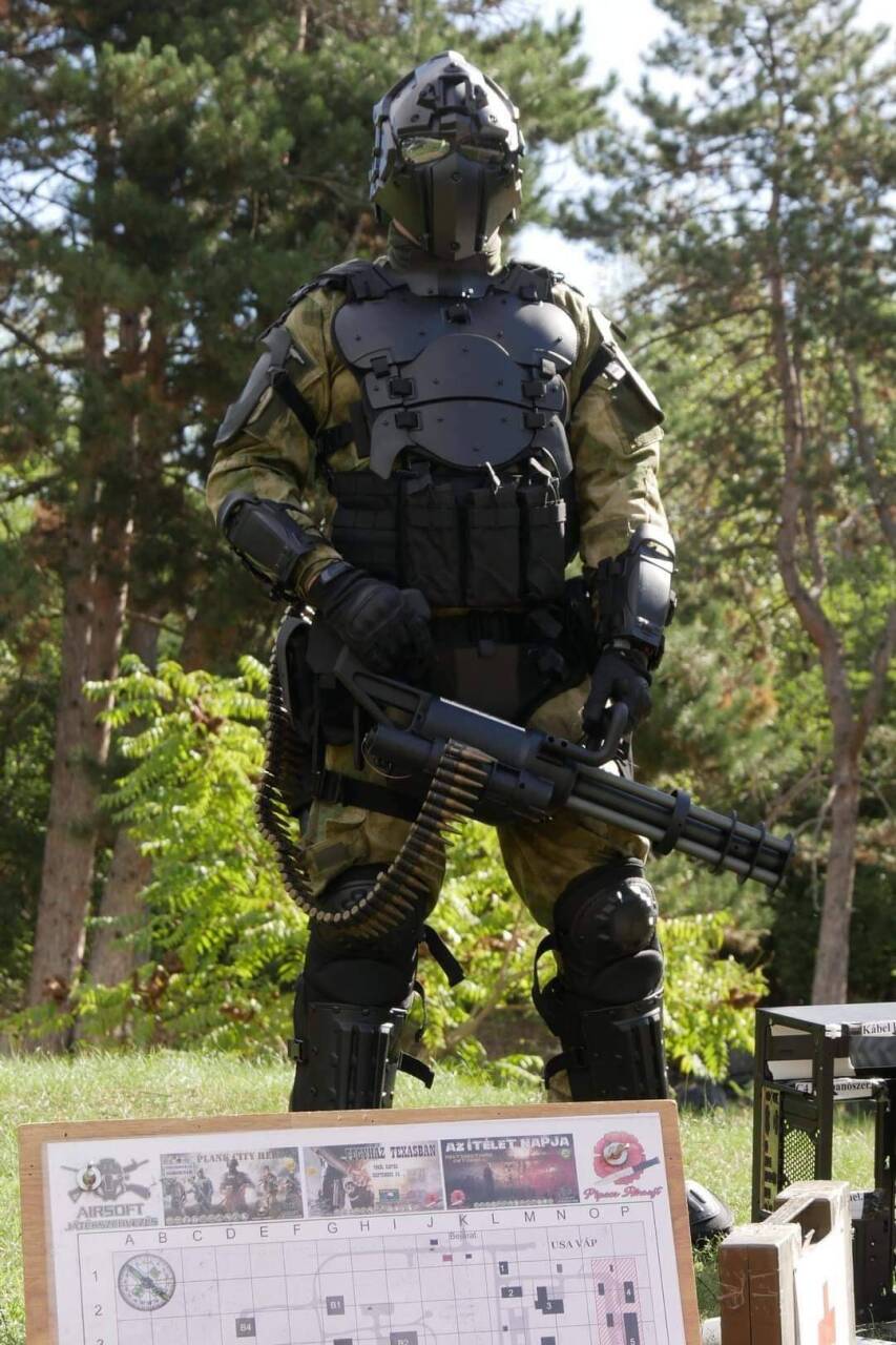 received_785958212453695