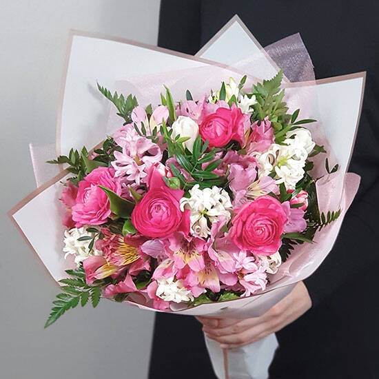 Pink-tavaszi-viragcsokor-1