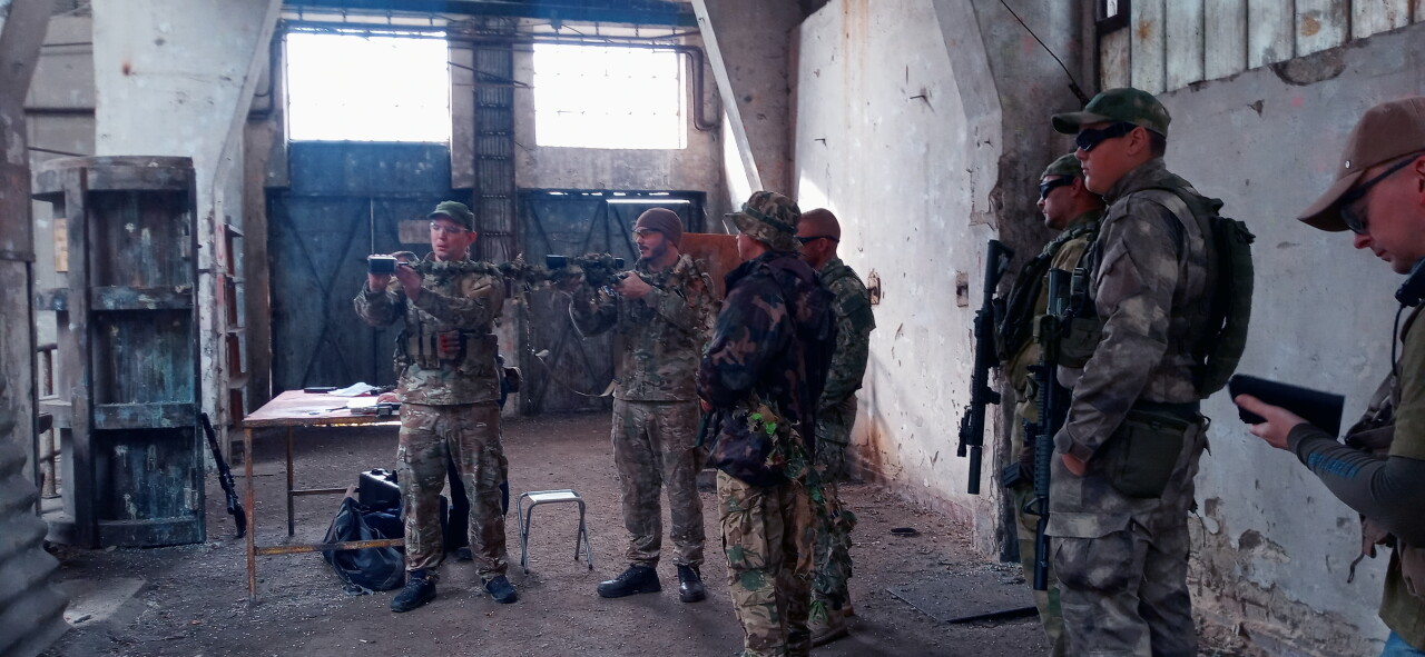 DIVISION Green Poison 23-10-26