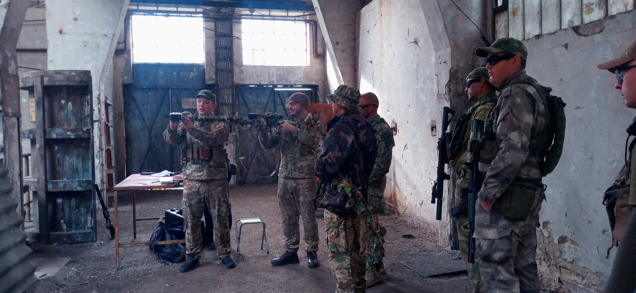 DIVISION Green Poison 23-10-26