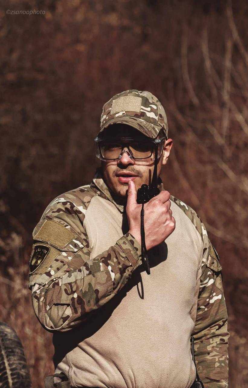 33FA90D1-5BF3-415D-ACE7-0379AAB46F97